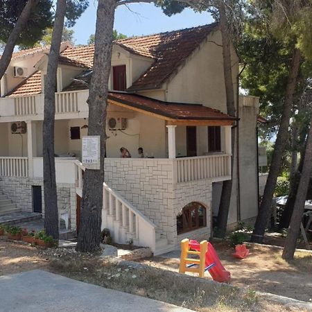 B&B Pansion Jure Matijevic Света Неделя Екстериор снимка